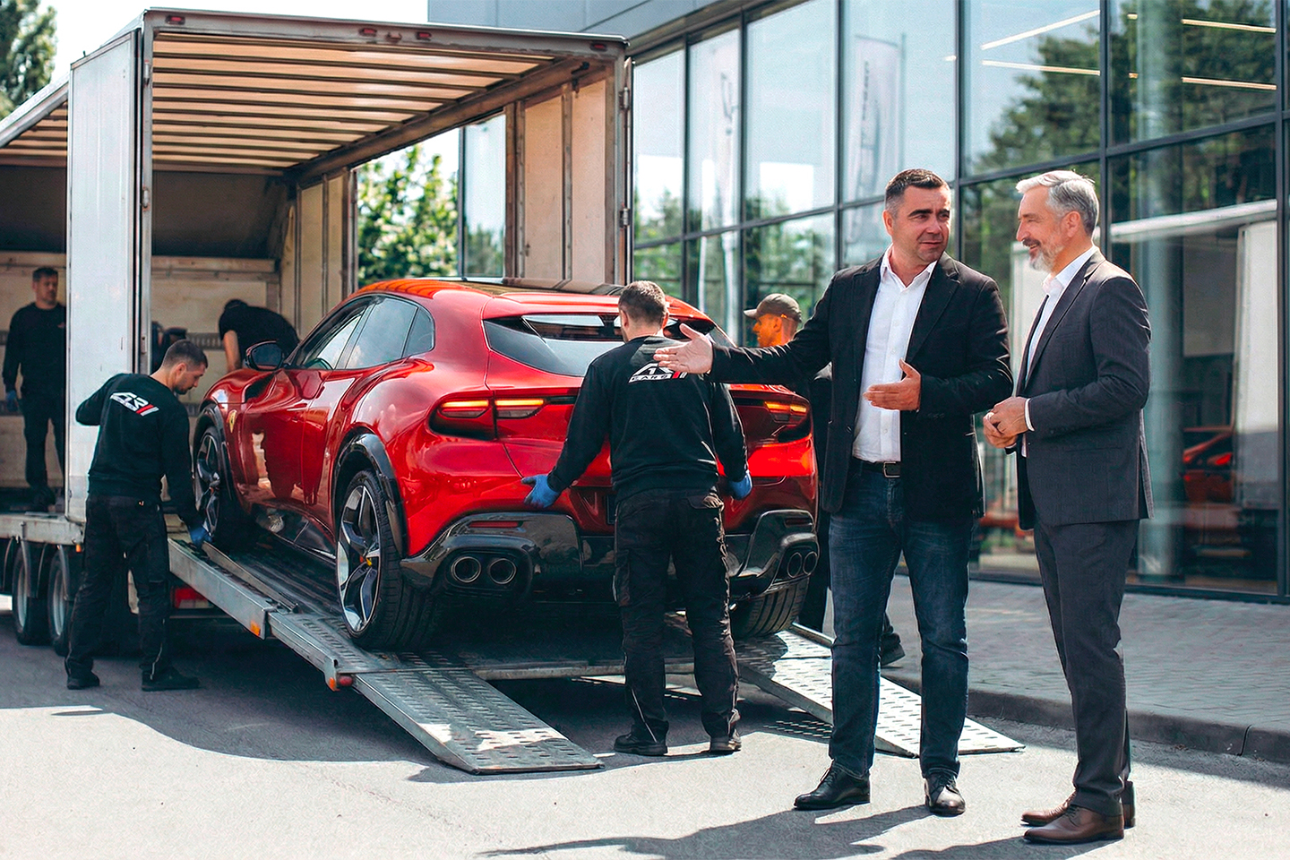 AR CARS - Pick-up & Door-to-Door Service Pick-up & Door-to-Door Service